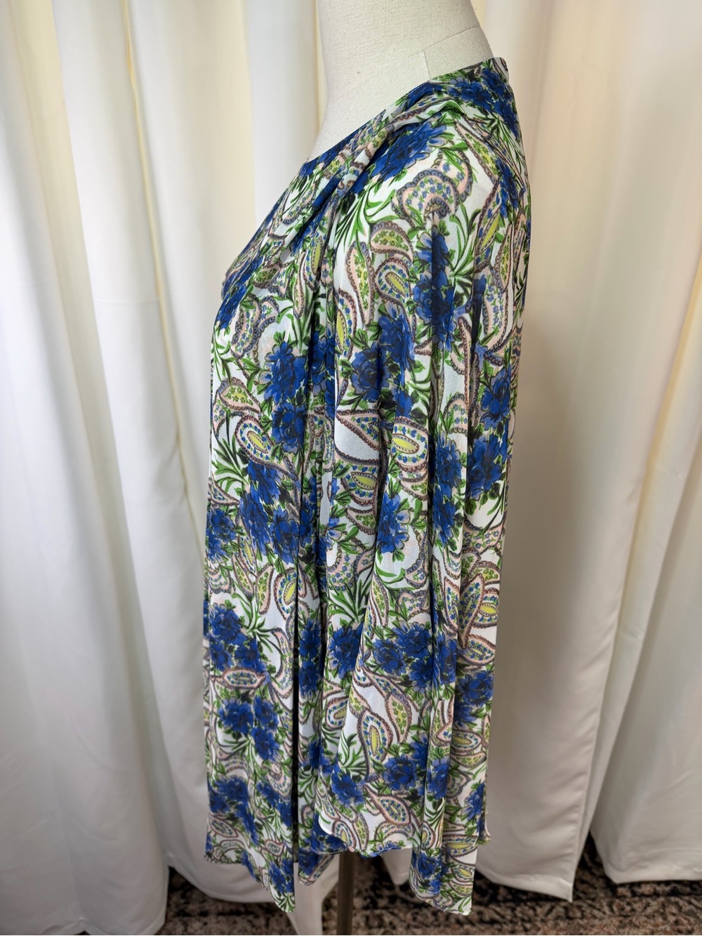 NWT Badgley Mischka Women’s Sleeveless Blouse w/ Capelet in Blue Floral Multi XS - Picture 9 of 16